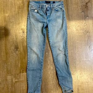 Lucky, Size 4, light wash